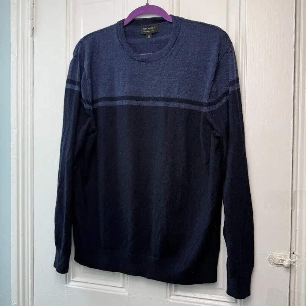 Banana Republic Sweater Mens XL Blue Colorblock 100% Merino Wool Knit Pullover